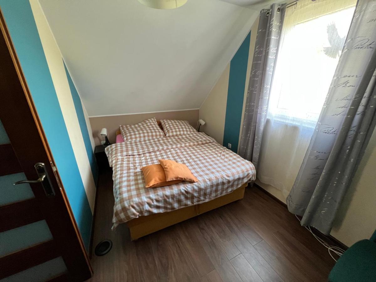 Kaszuby- Domek Caloroczny Nad Jeziorem Gowidlinskim Sulęczyno Exterior foto